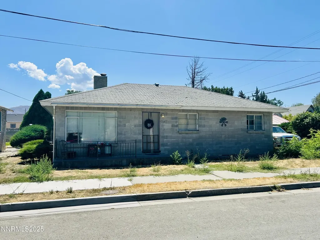 133 1st Winnemucca NV 89445