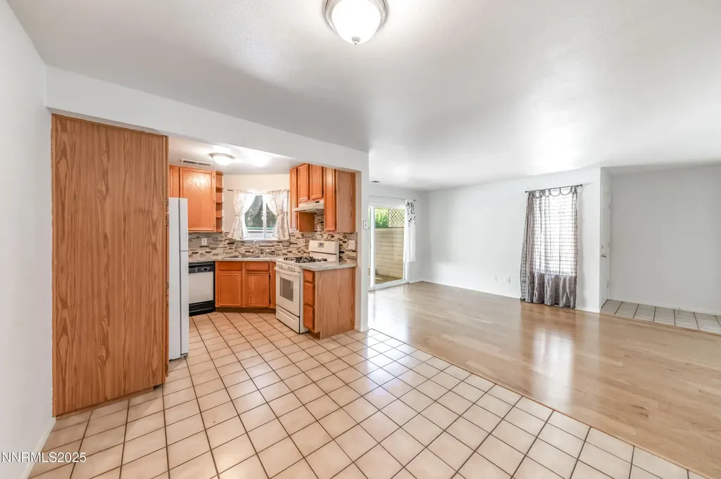 2659 Sycamore Glen Sparks NV 89434