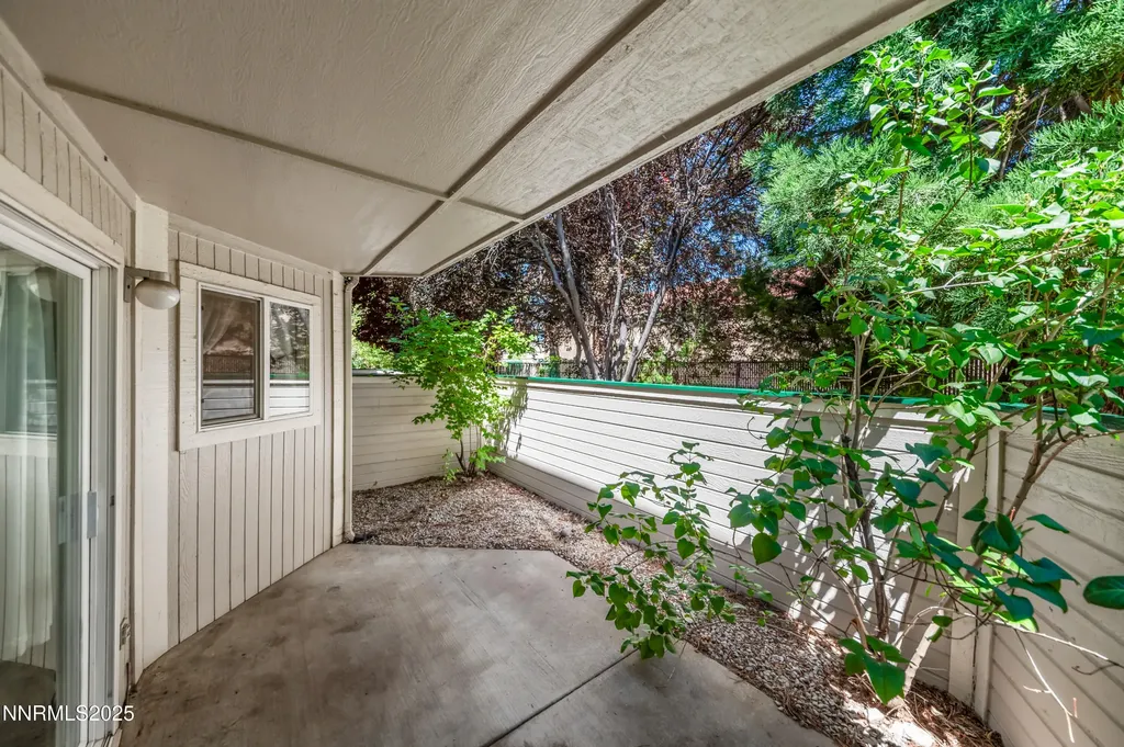 2659 Sycamore Glen Sparks NV 89434