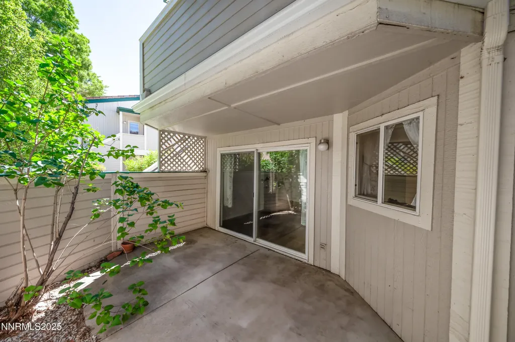 2659 Sycamore Glen Sparks NV 89434
