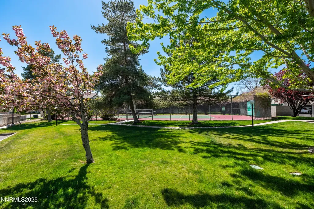 2659 Sycamore Glen Sparks NV 89434