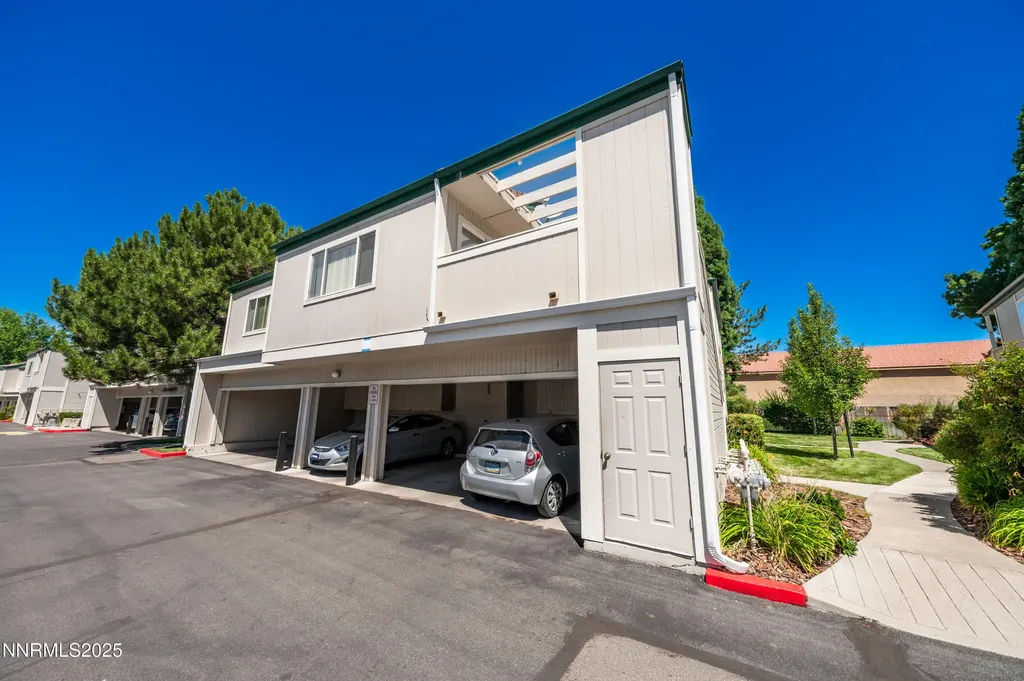 2659 Sycamore Glen Sparks NV 89434