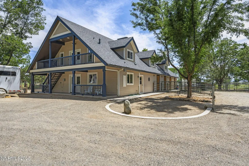 1141 Waterloo Gardnerville NV 89460