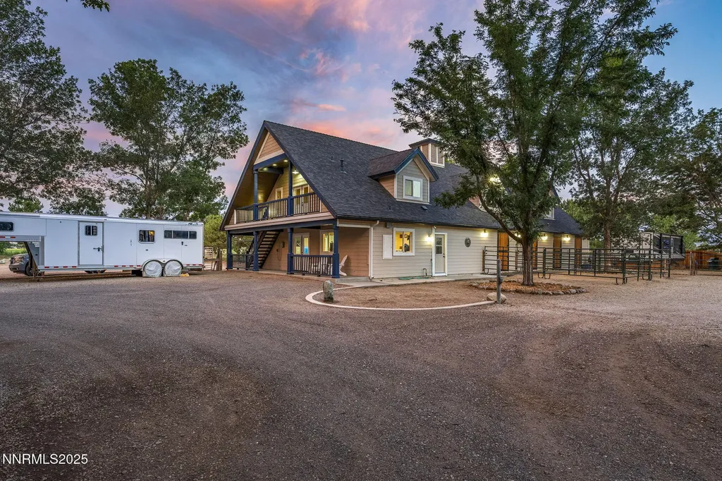 1141 Waterloo Gardnerville NV 89460