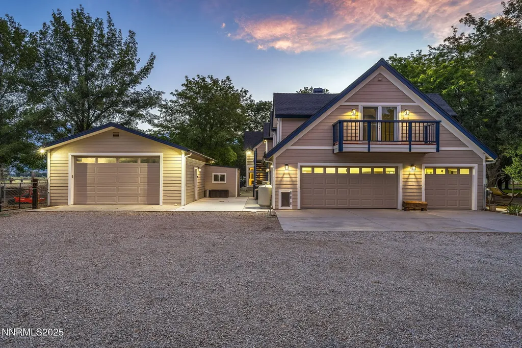 1141 Waterloo Gardnerville NV 89460