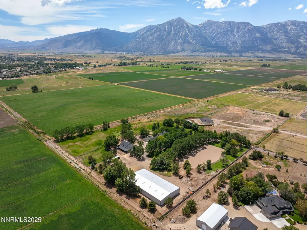 1141 Waterloo Gardnerville NV 89460