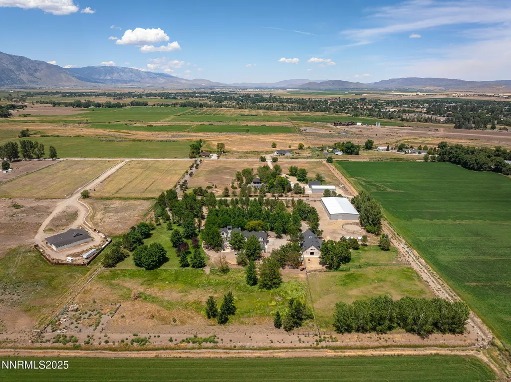 1141 Waterloo Gardnerville NV 89460