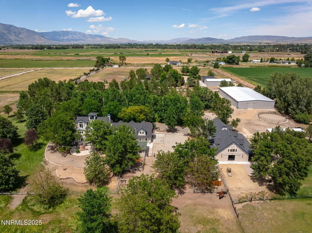 1141 Waterloo Gardnerville NV 89460