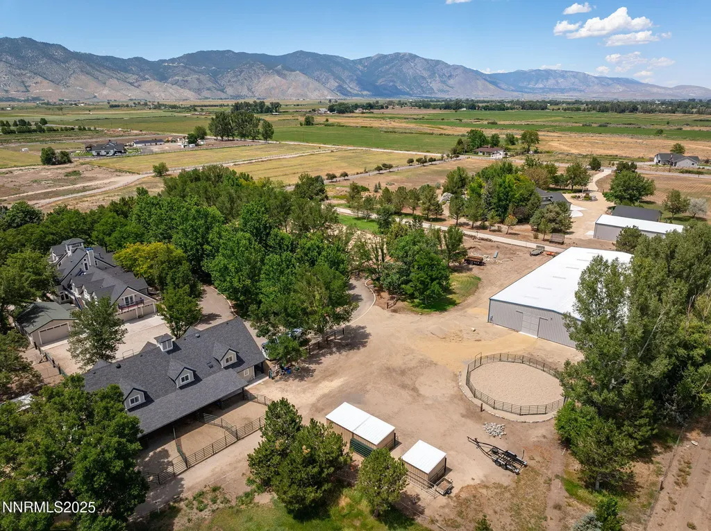 1141 Waterloo Gardnerville NV 89460