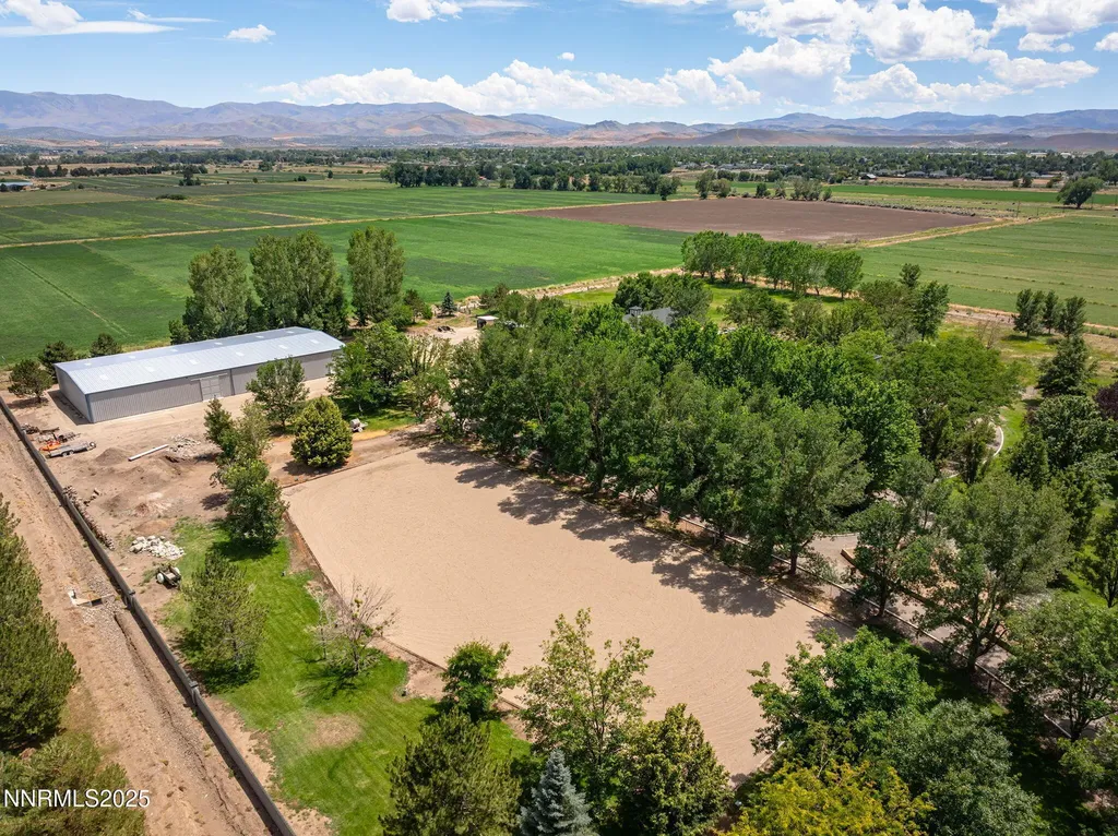 1141 Waterloo Gardnerville NV 89460