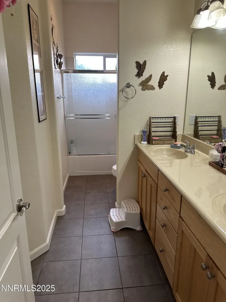 460 Mystic Mountain Sparks NV 89441