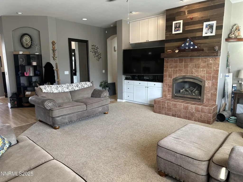 460 Mystic Mountain Sparks NV 89441