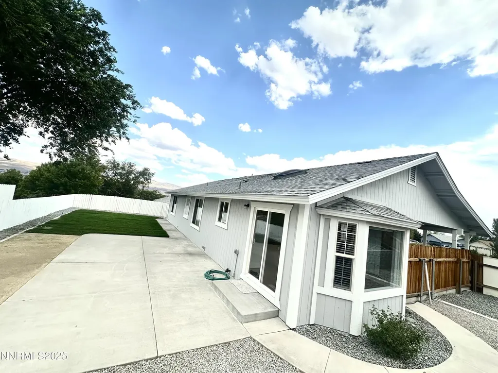 1359 Nightingale Spanish Springs NV 89441