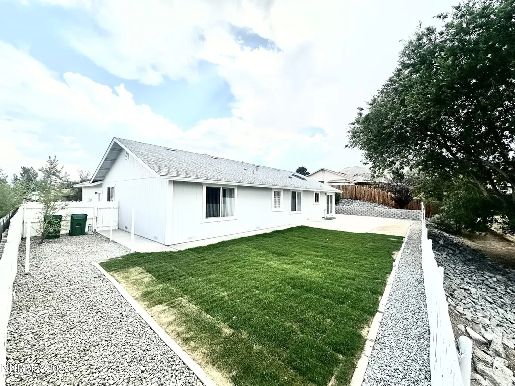 1359 Nightingale Spanish Springs NV 89441