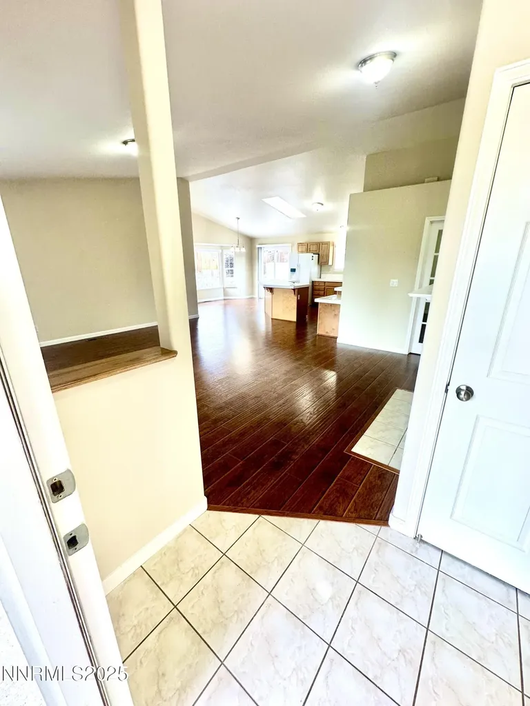 1359 Nightingale Spanish Springs NV 89441