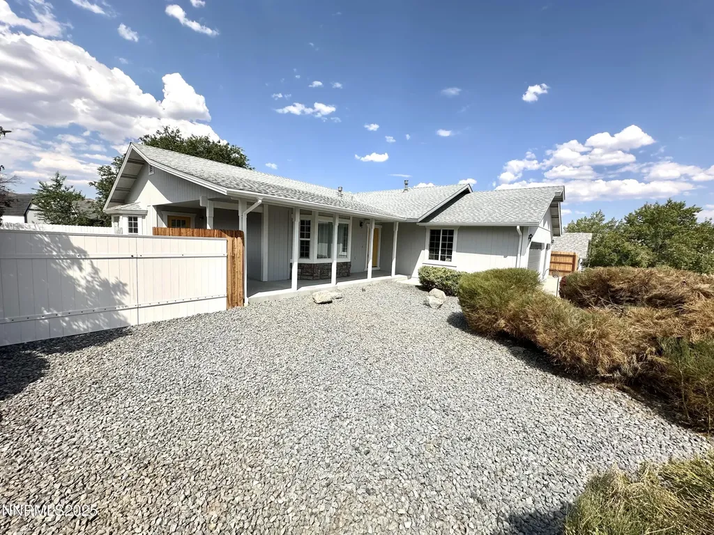 1359 Nightingale Spanish Springs NV 89441