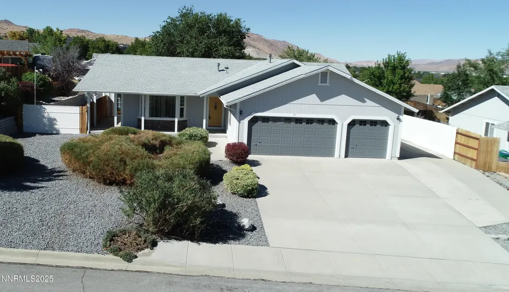 1359 Nightingale Spanish Springs NV 89441