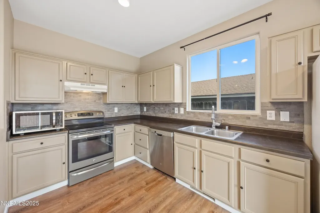 2273 Sapphire Ridge Reno NV 89523