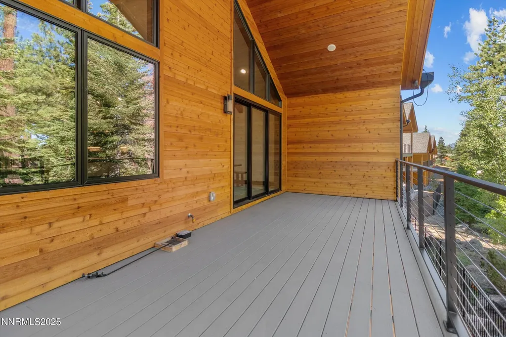 160 Sierra Colina Stateline NV 89449