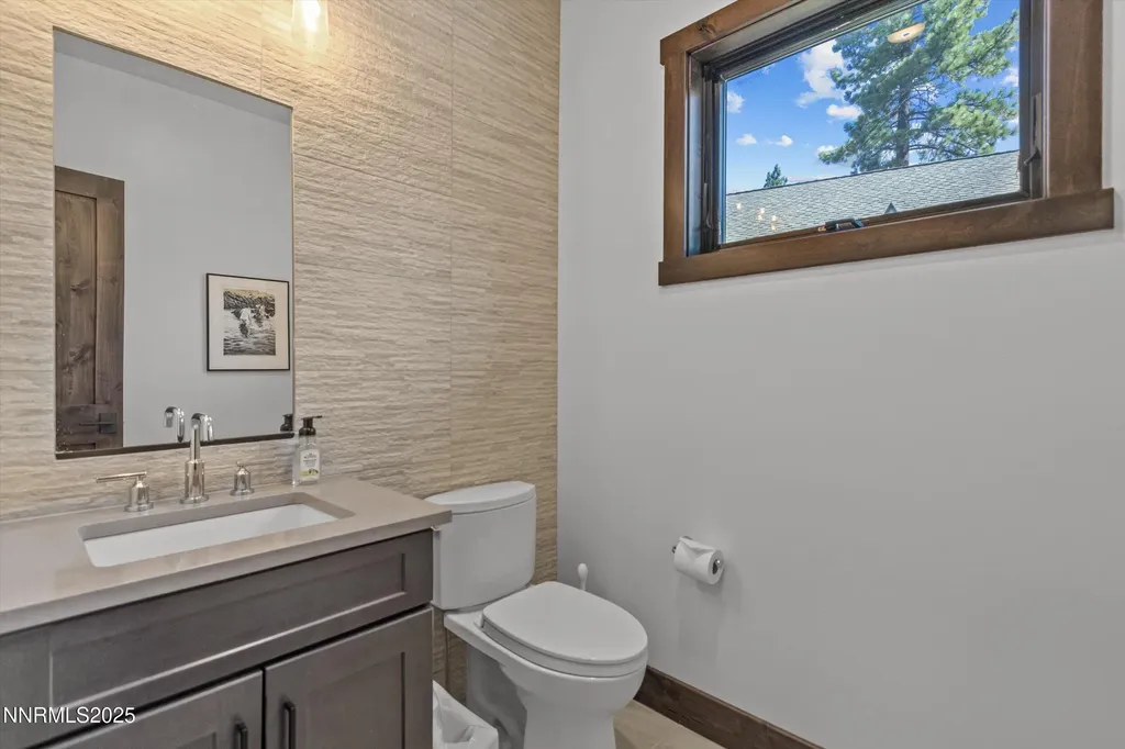 160 Sierra Colina Stateline NV 89449