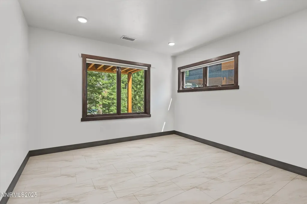 160 Sierra Colina Stateline NV 89449