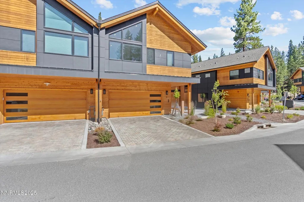160 Sierra Colina Stateline NV 89449