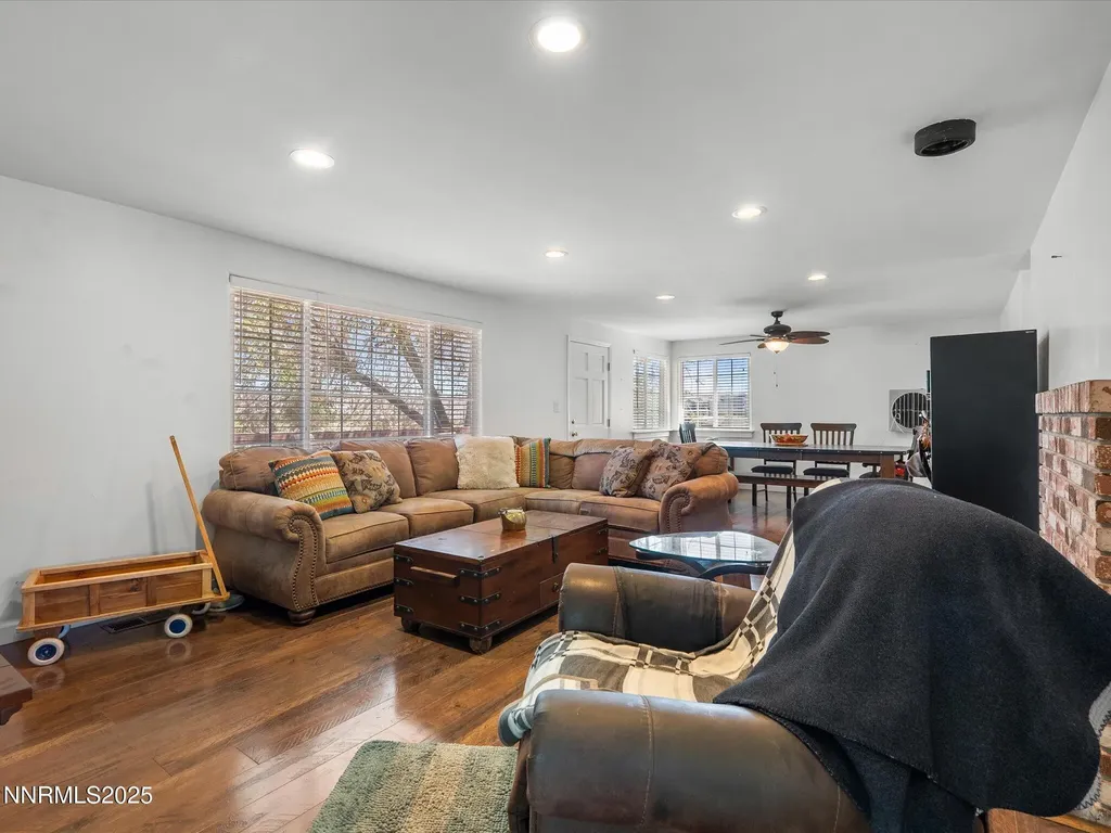 50 Spring Mountain Sparks NV 89436
