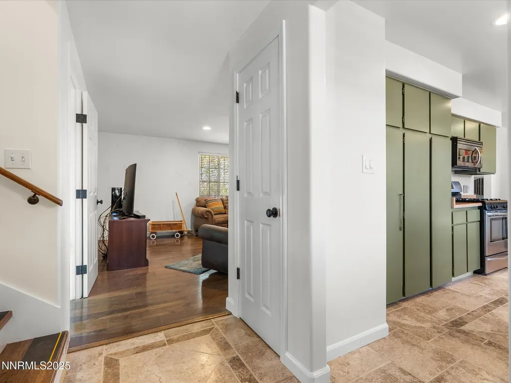50 Spring Mountain Sparks NV 89436