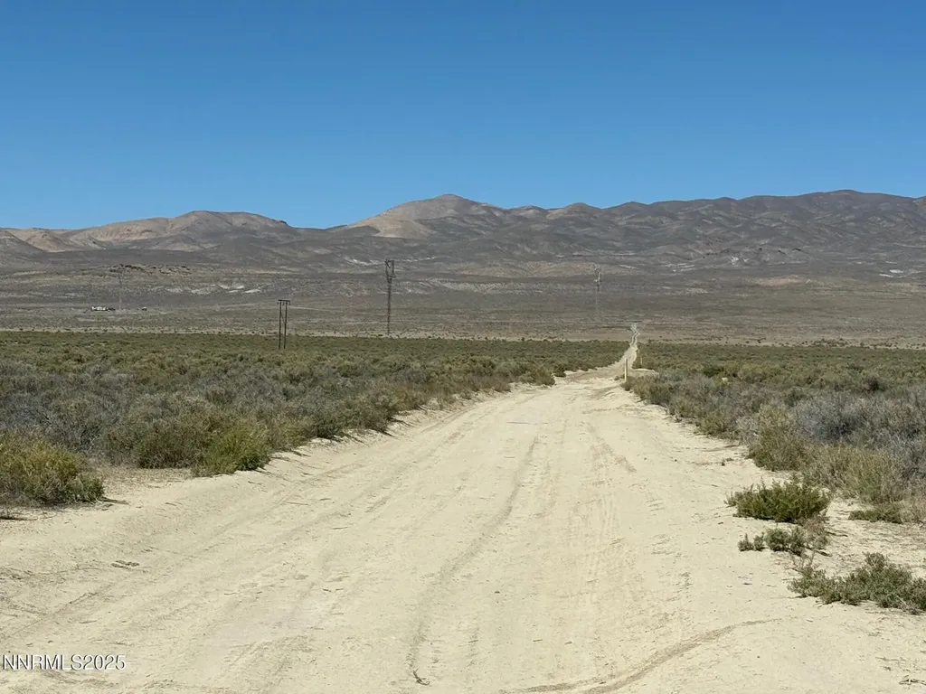 T28 R31 Sec 27 Lovelock NV 89419