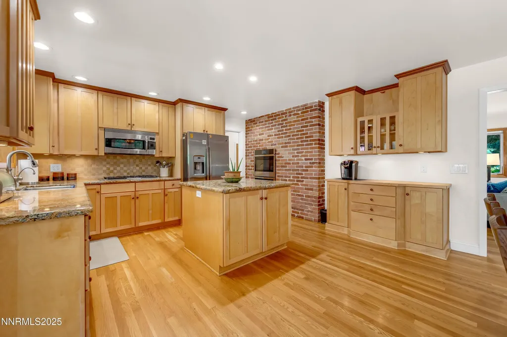 1145 Alpine Reno NV 89509