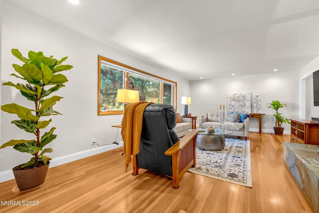 1145 Alpine Reno NV 89509
