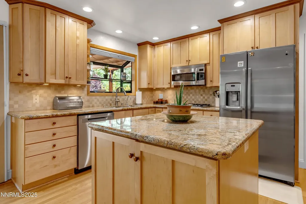 1145 Alpine Reno NV 89509