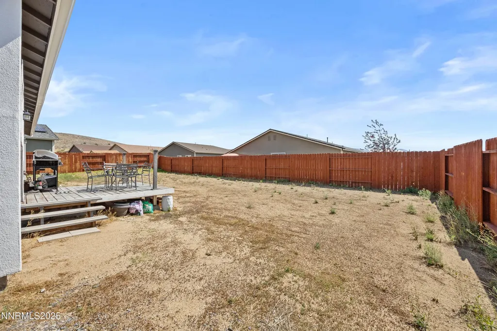 18628 Crystal Peak Cold Springs NV 89508