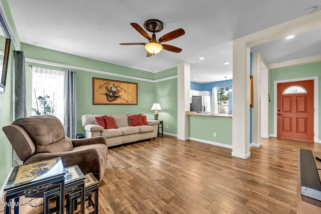9976 Grand Falls Reno NV 89506