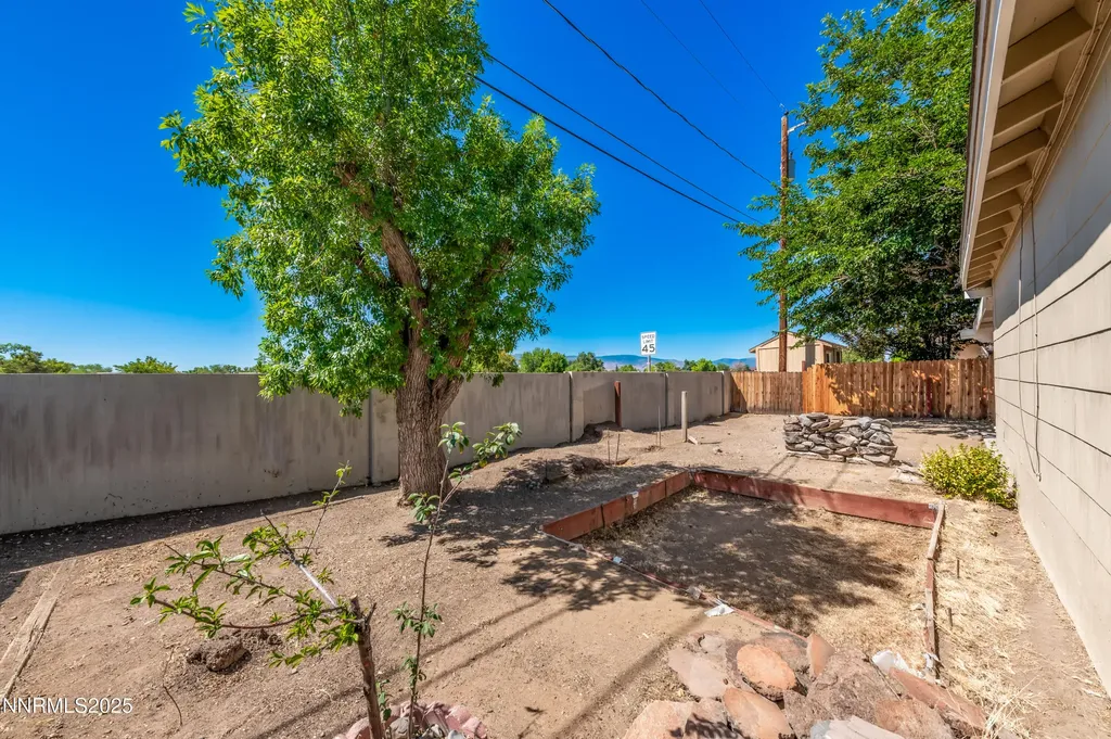465 Lenwood Drive Sparks NV 89431