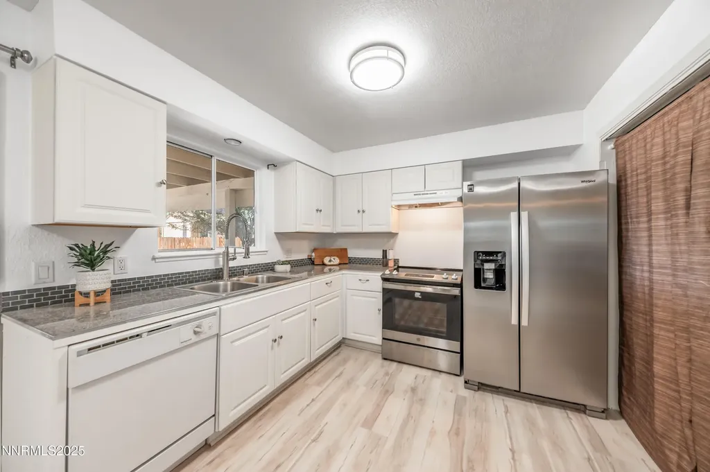 465 Lenwood Drive Sparks NV 89431