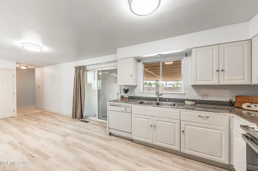 465 Lenwood Drive Sparks NV 89431