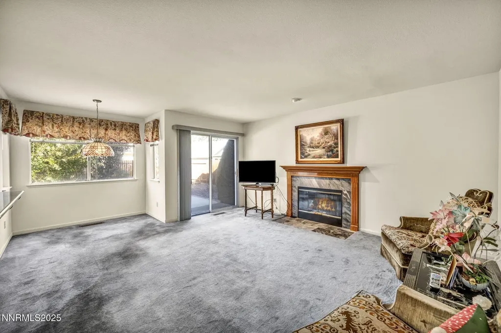 1701 Lantana Minden NV 89423
