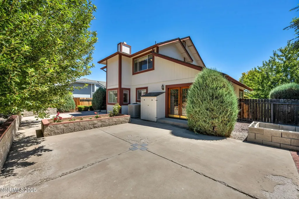 1701 Lantana Minden NV 89423