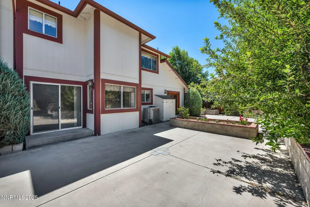 1701 Lantana Minden NV 89423