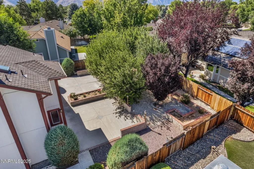 1701 Lantana Minden NV 89423