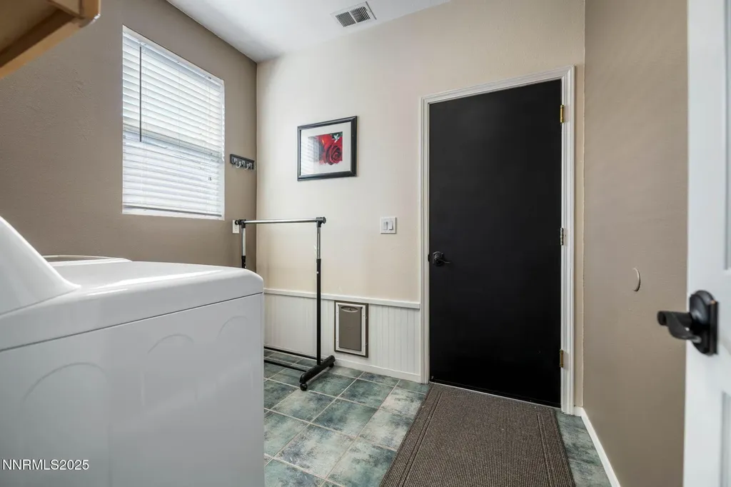 1295 Tule Reno NV 89521