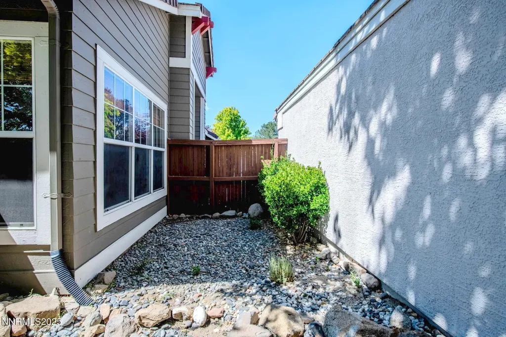 1295 Tule Reno NV 89521