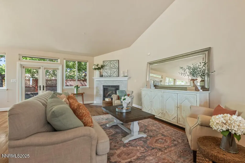 2163 3 Wood Reno NV 89523