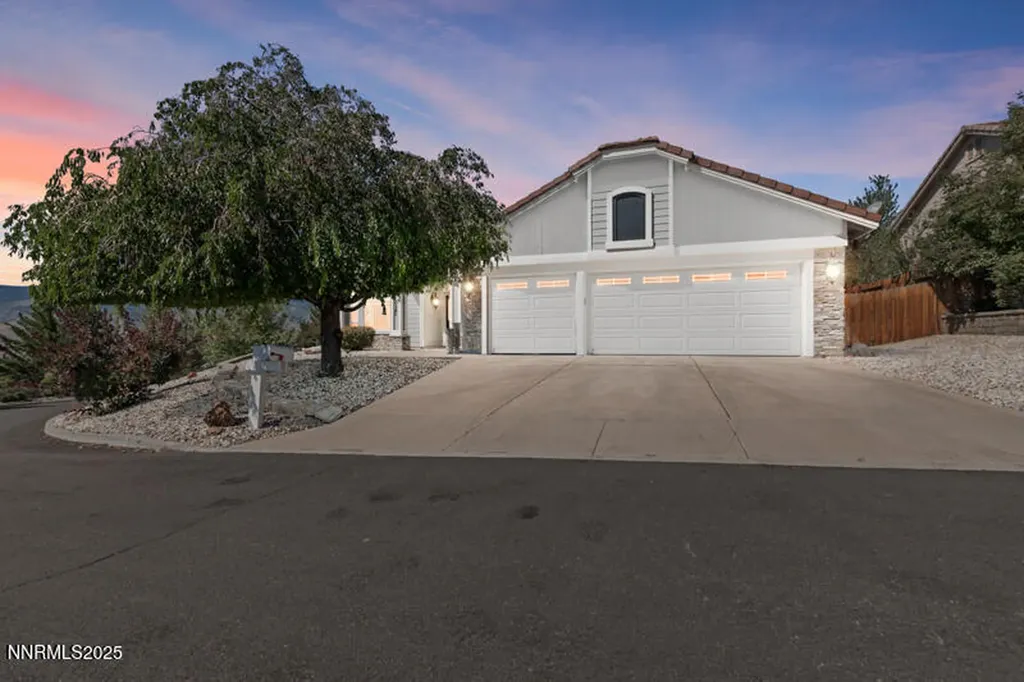2163 3 Wood Reno NV 89523