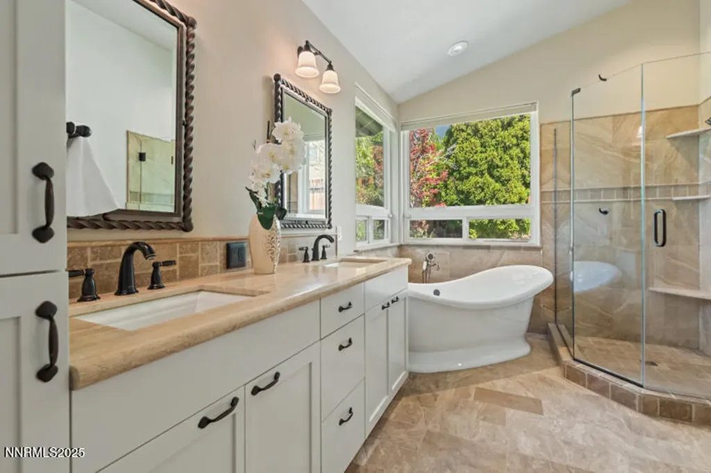 2163 3 Wood Reno NV 89523