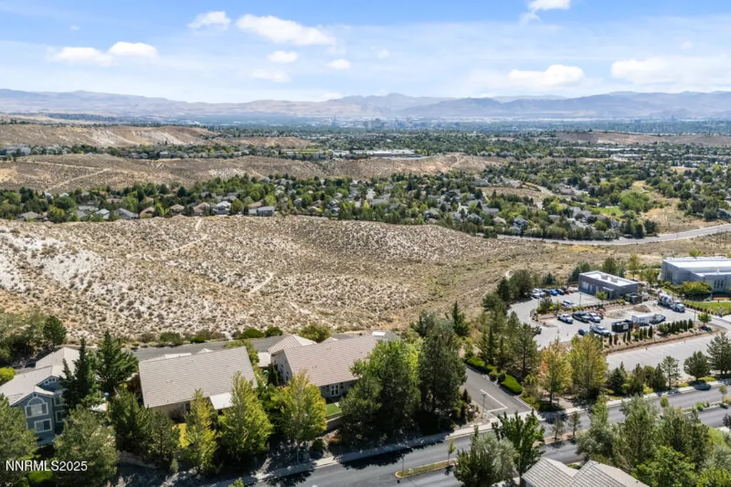 2163 3 Wood Reno NV 89523