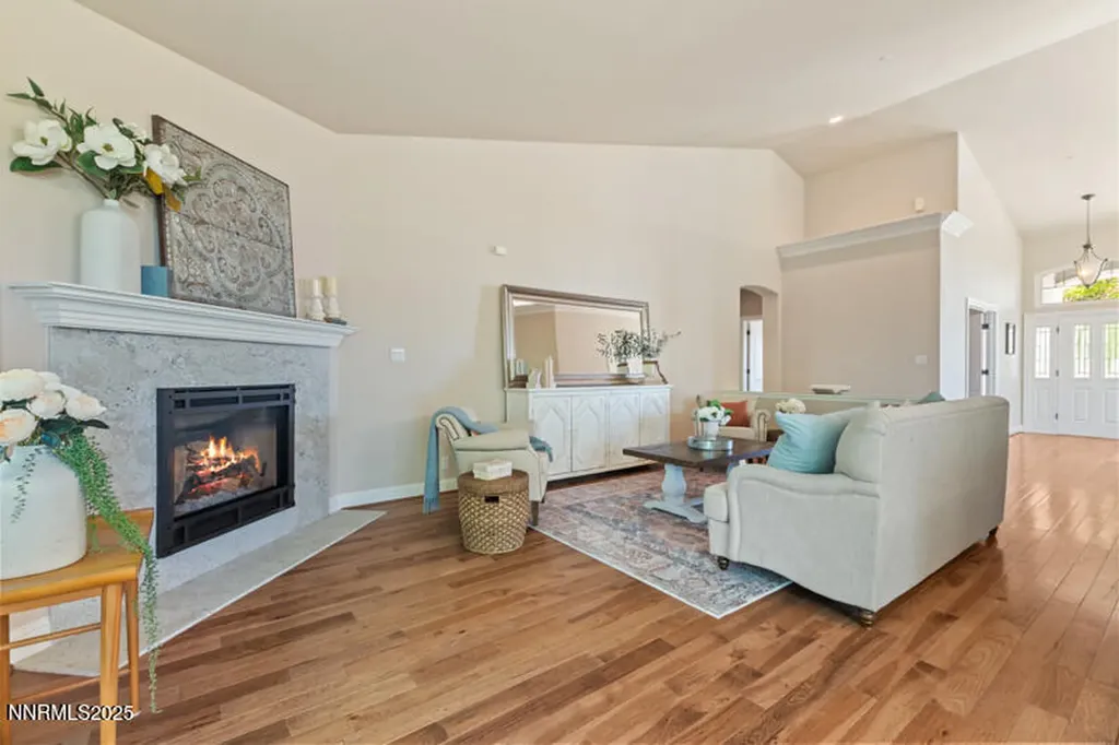 2163 3 Wood Reno NV 89523
