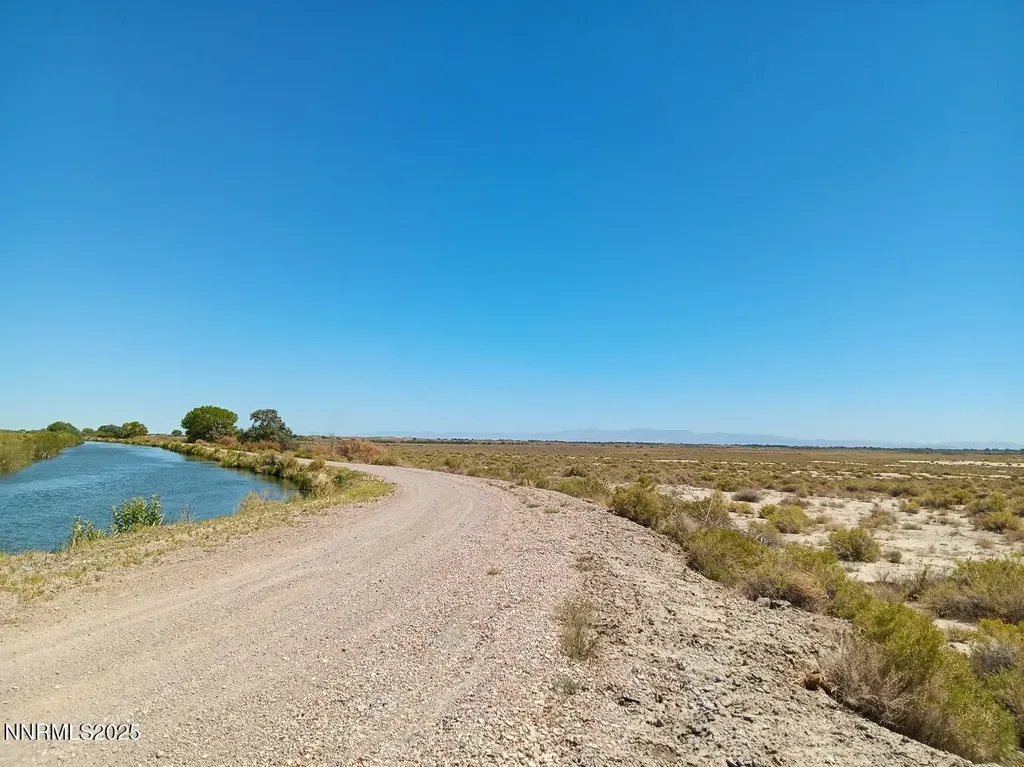Apn 007-091-72 Casey Road Fallon NV 89406
