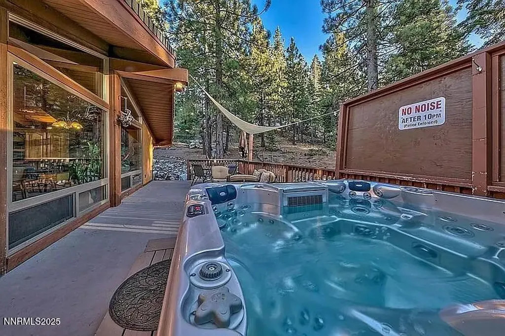 692 Kingsbury Grade Stateline NV 89449
